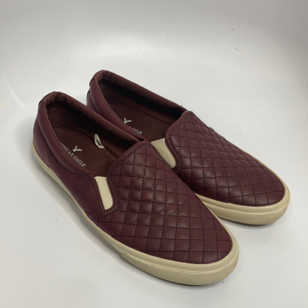 American Eagle Outfitters quilted‎ slip on shoes size 9